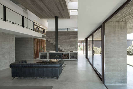 10 House by Luciano Kruk Arquitectos - 3