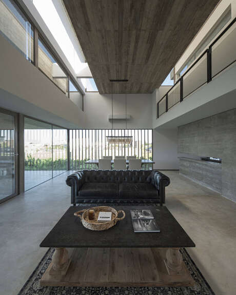10 House by Luciano Kruk Arquitectos - 5