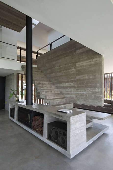 10 House by Luciano Kruk Arquitectos - 6