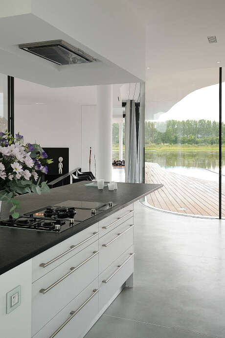 White Snake House by Aum Pierre Minassian - 4