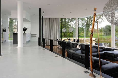 White Snake House by Aum Pierre Minassian - 2