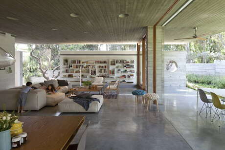 A House of an Architect by Pitsou Kedem Architects - 4