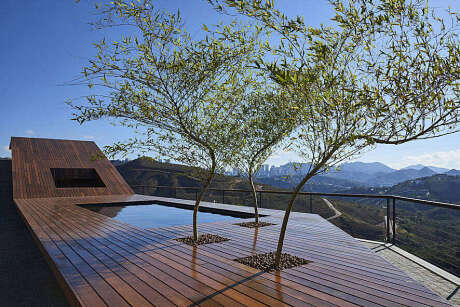 Inclined Slab House by Tetro Arquitetura - 11