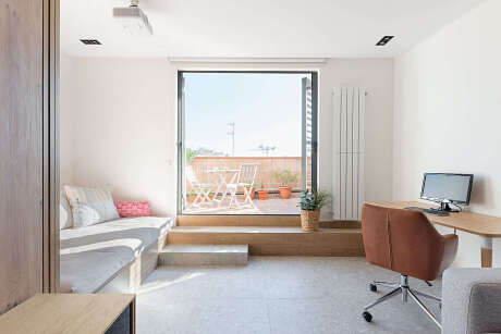 Penthouse Renovation by Studio FFWD Arquitectes - 7