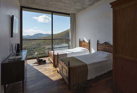 Inclined Slab House by Tetro Arquitetura - 6