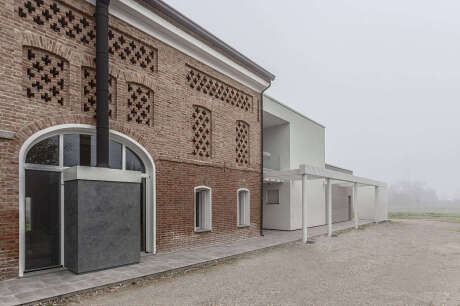 House MRT by Ghiroldidesign - 10