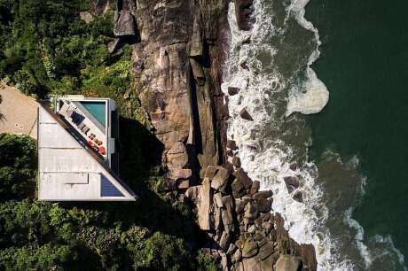 Peninsula House by Bernardes Arquitetura - 5