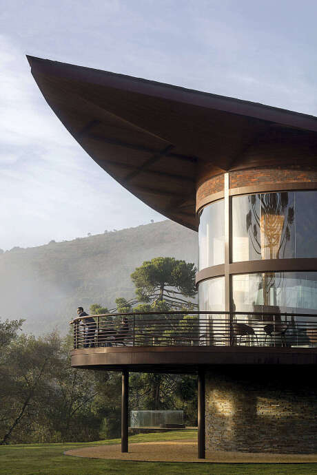 Casa Pinhão by Mareines Arquietura - 11