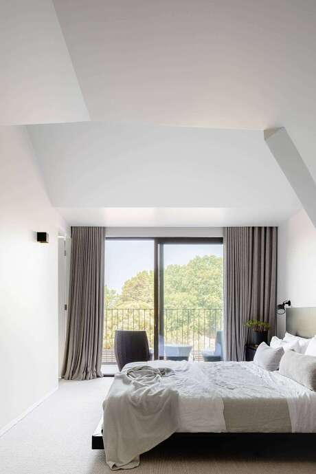Mosman House by Anton Kouzmin Architecture - 8