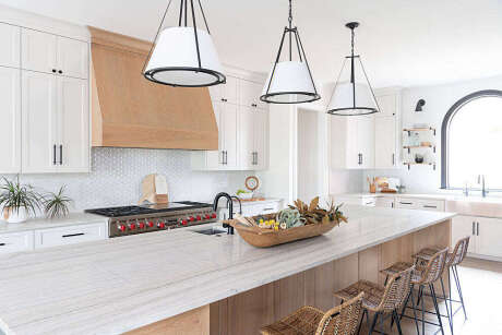 Scandinavian Lakeside House by Traci Connell Interiors - 3