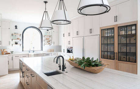 Scandinavian Lakeside House by Traci Connell Interiors - 4