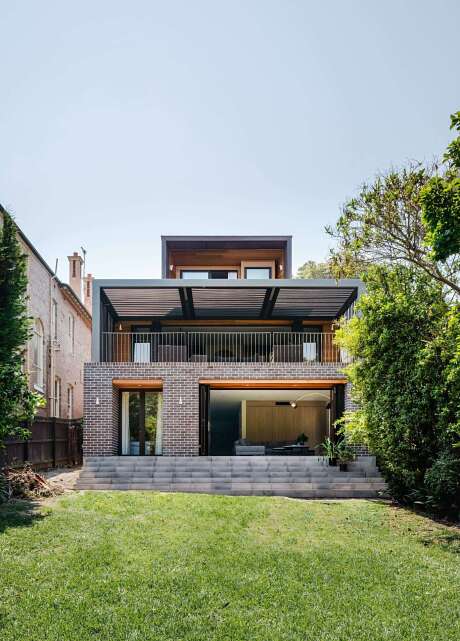 Mosman House by Anton Kouzmin Architecture - 11