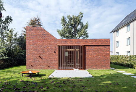 House H by dmvA - 2