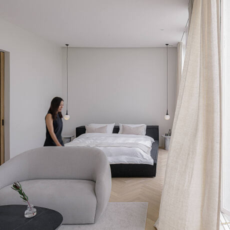 Pillar House by Anonym - 5