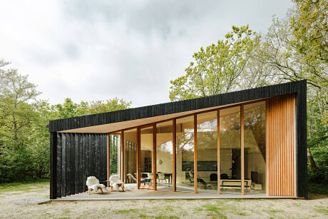 Holiday Home by Orange Architects - 2