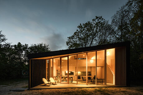 Holiday Home by Orange Architects - 10