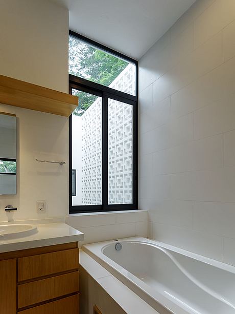Casa la Blanca by Di Frenna Arquitectos - 10
