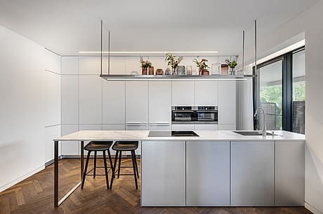An Eclectic Duplex with a Sea Scent by Tzvia Kazayoff - 6