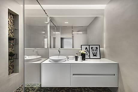 An Eclectic Duplex with a Sea Scent by Tzvia Kazayoff - 12