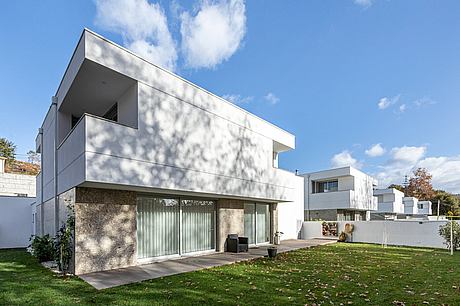Middle Plan by Limit Studio - 9