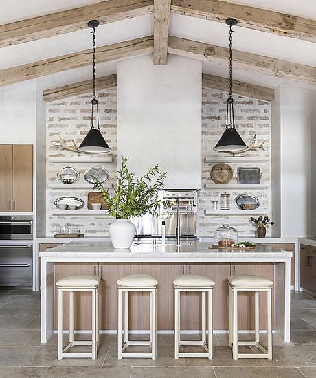 Houston Oaks, Rustic Soul by Ryan Street Architects - 3