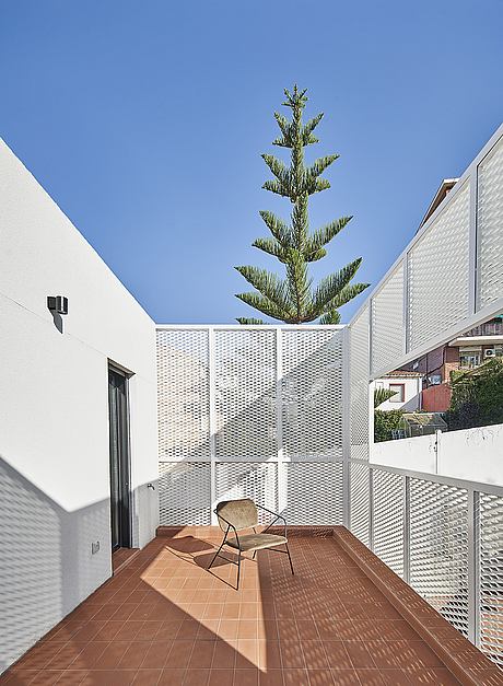 MC63 by Studio Bonba - 10
