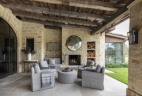 Houston Oaks, Rustic Soul by Ryan Street Architects - 10