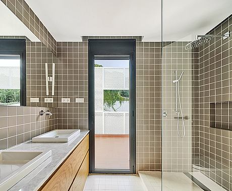 MC63 by Studio Bonba - 8