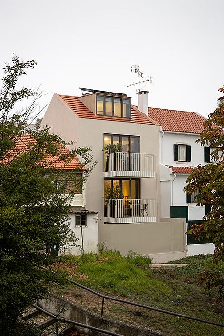 House in Ajuda by Vasco Lima Mayer Arquitecto - 11