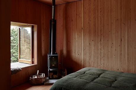 Awaawaroa Bay by Cheshire Architects - 4