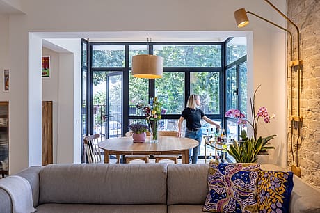 TLV Apartment by Chen Shadmi - 3