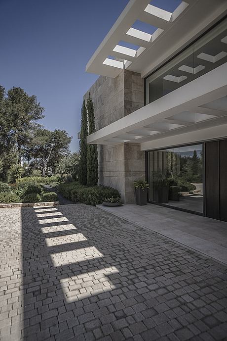 The Hill by ARK Architects - 8
