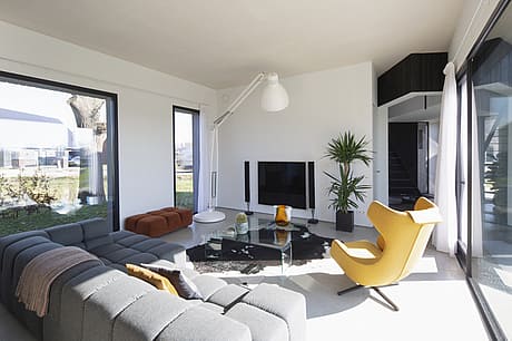 Silky Black House by Joris Verhoeven Architecture - 4