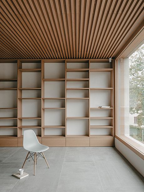 Casa in Collina by Montemurro Aguiar Architetti - 3
