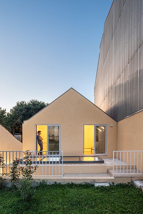 Saint Verissimo House by Ren Ito Arquiteto - 11