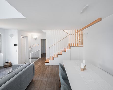 Saint Verissimo House by Ren Ito Arquiteto - 3