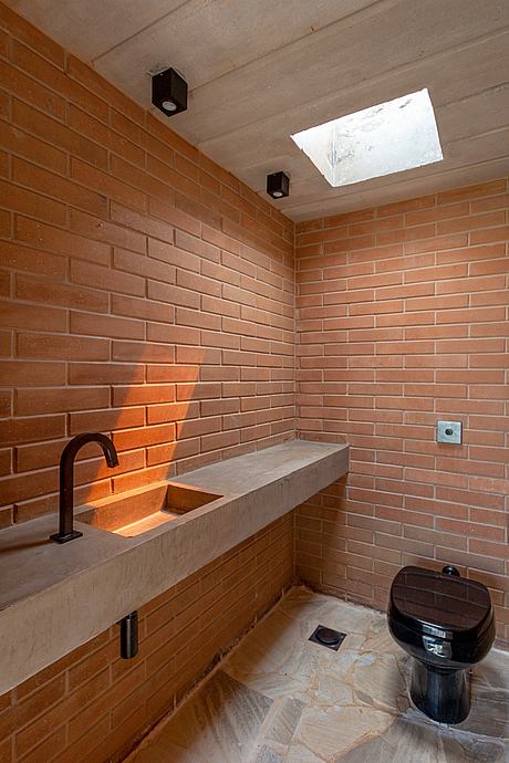 Itatiba House by 24 7 Arquitetura - 9