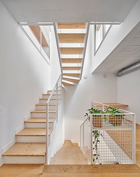 100JOA Row House by Vallribera Arquitectes - 4