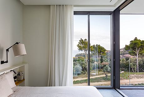 Happy House Begur by Sala Ferusic Architects - 11