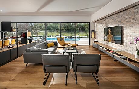 For the Grandkids: A Home Closer to the Loved Ones by Itsik Niv - 5
