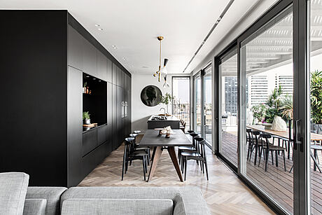 RA Apartment by Maya Sheinberger - 5