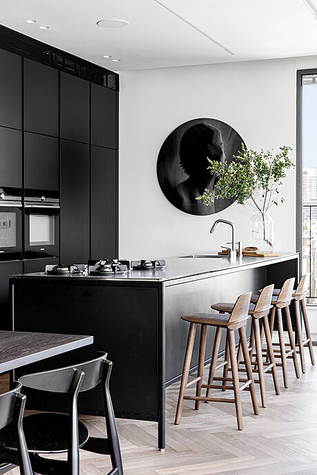 RA Apartment by Maya Sheinberger - 7
