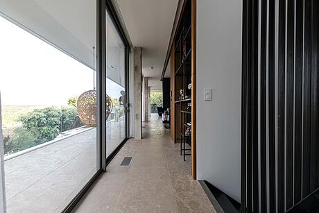 CML’s House by Brengues Le Pavec - 3