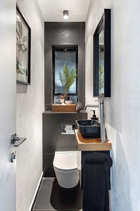 A Rooftop Apartment Overlooking Two Cities by Halel Architects - 12