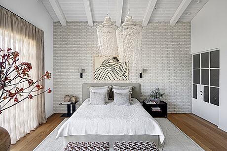 Straight Out of a Magazine by Frenkel Architecture & Interior Design - 13