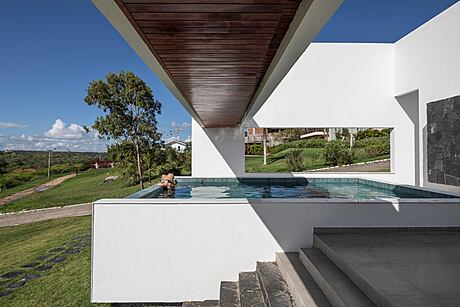 Casa 212 by NEBR Arquitetura - 12