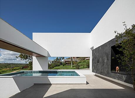 Casa 212 by NEBR Arquitetura - 3