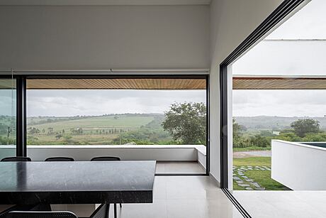 Casa 212 by NEBR Arquitetura - 7
