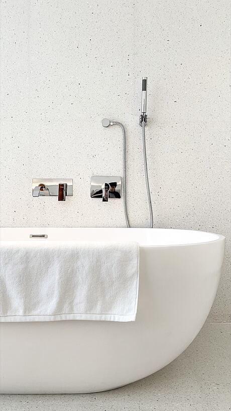 10³ Boutique Hotel by LQS Architects - 5