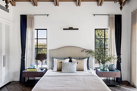 Modern Farmhouse by Keren Niv-Toledano - 18